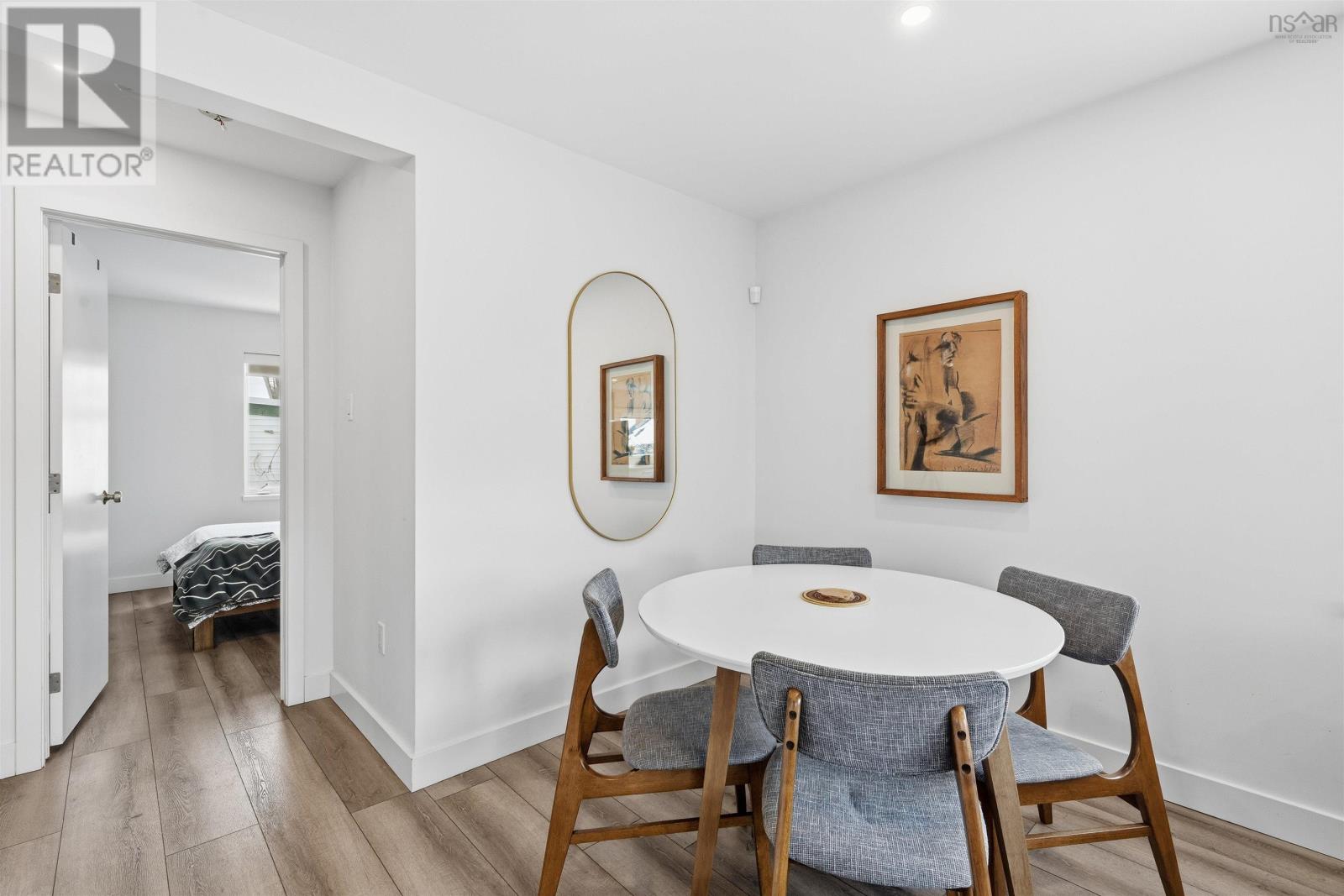 Property 35 of 49 of 3188/3190 Isleville Street