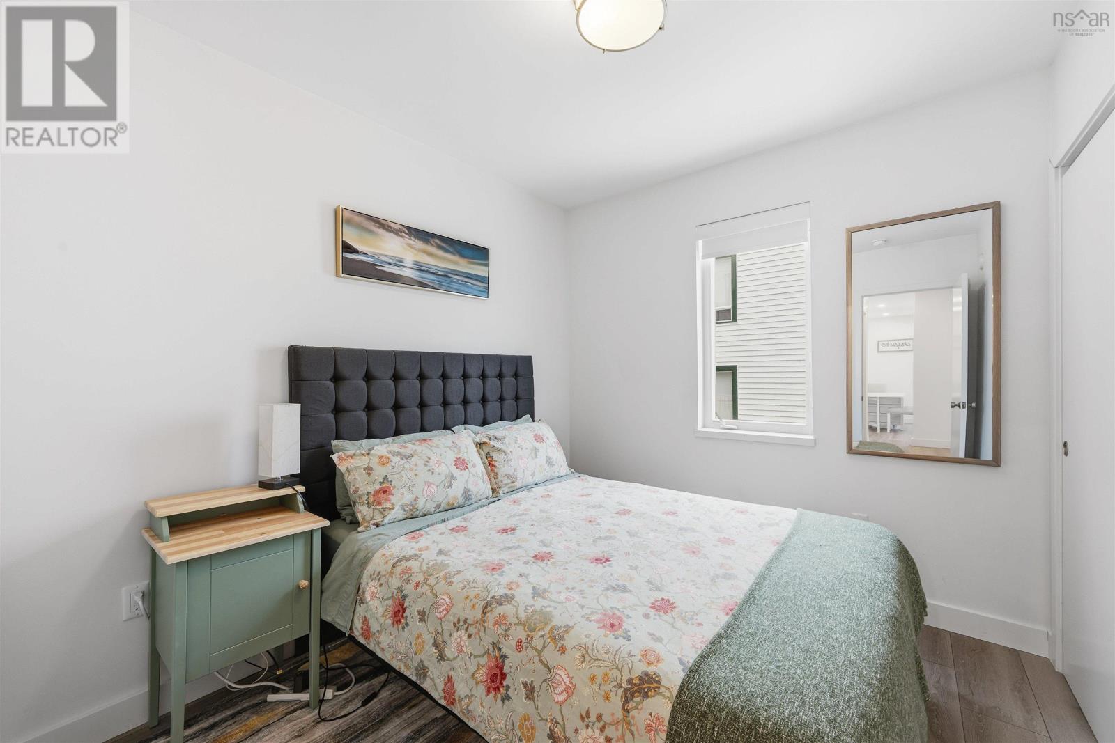 Property 16 of 49 of 3188/3190 Isleville Street