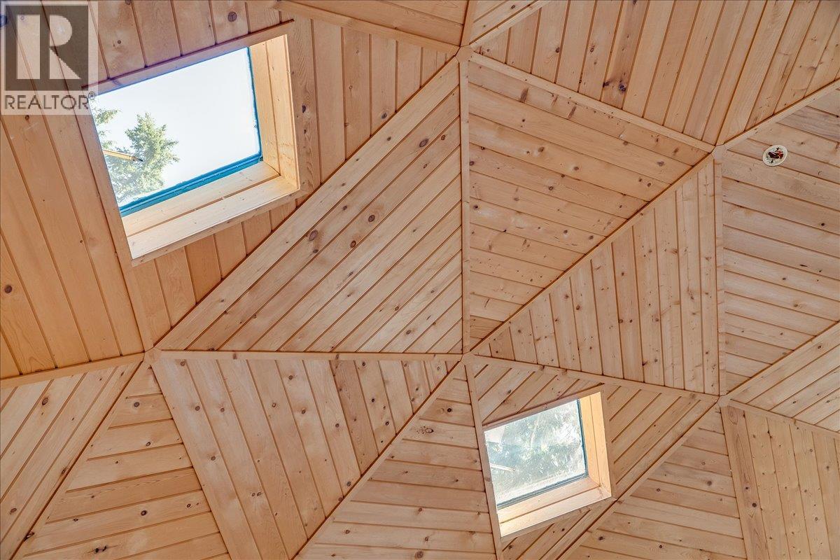 5631 LONGBEACH Road, Nelson