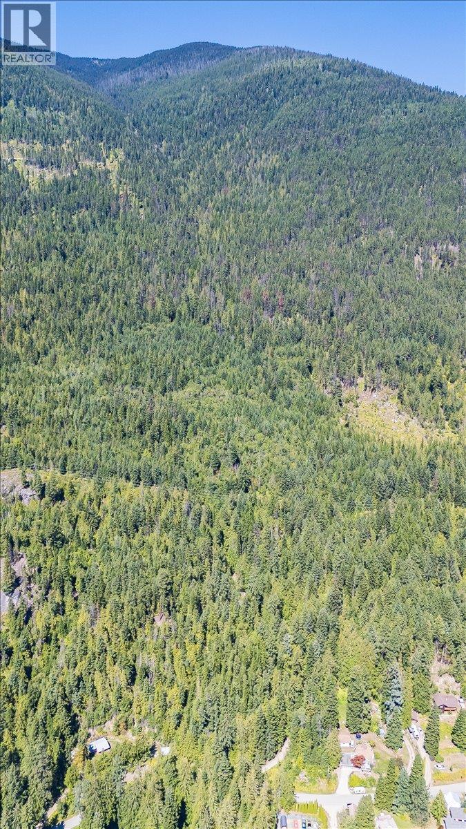 5631 LONGBEACH Road, Nelson