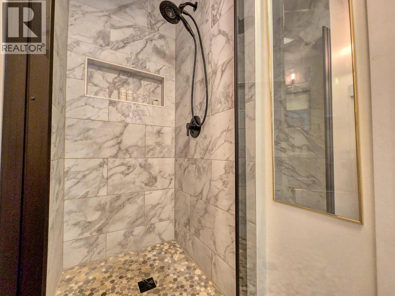 7981 RADIUM GOLF COURSE Road Unit# 7, Radium Hot Springs