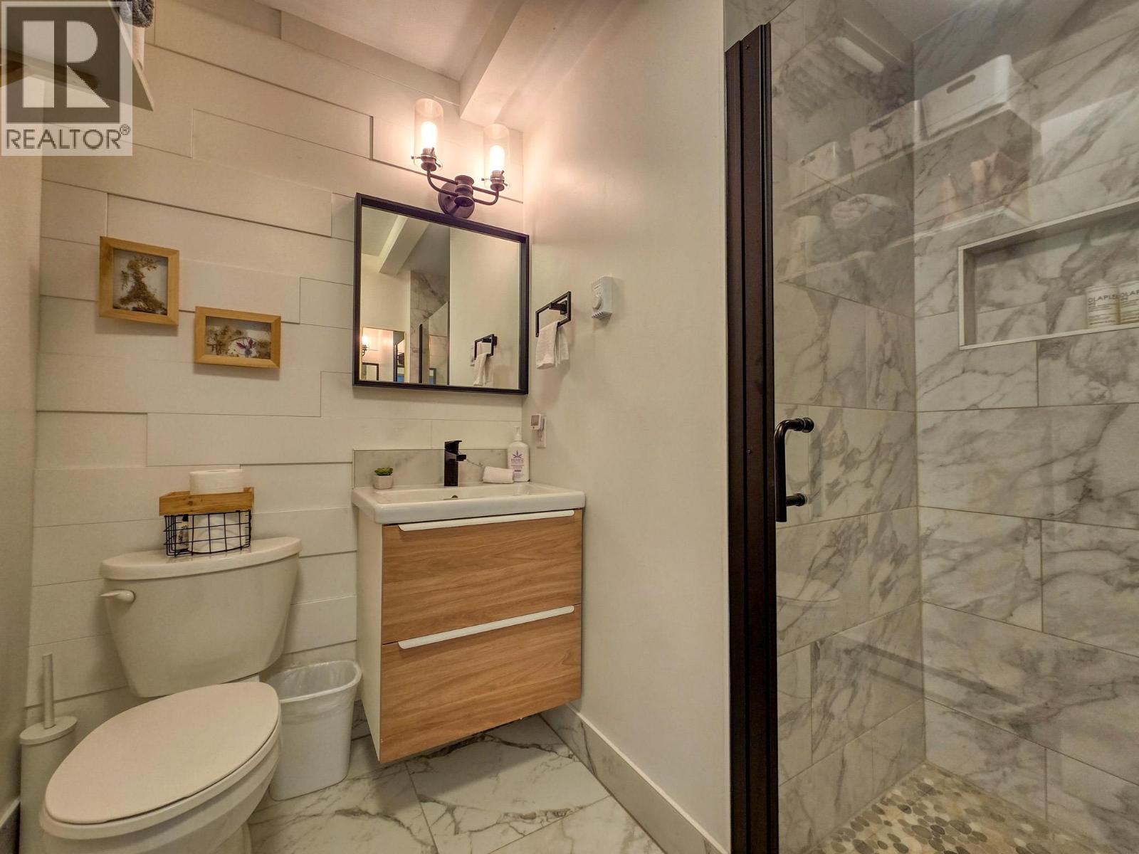 7981 RADIUM GOLF COURSE Road Unit# 7, Radium Hot Springs