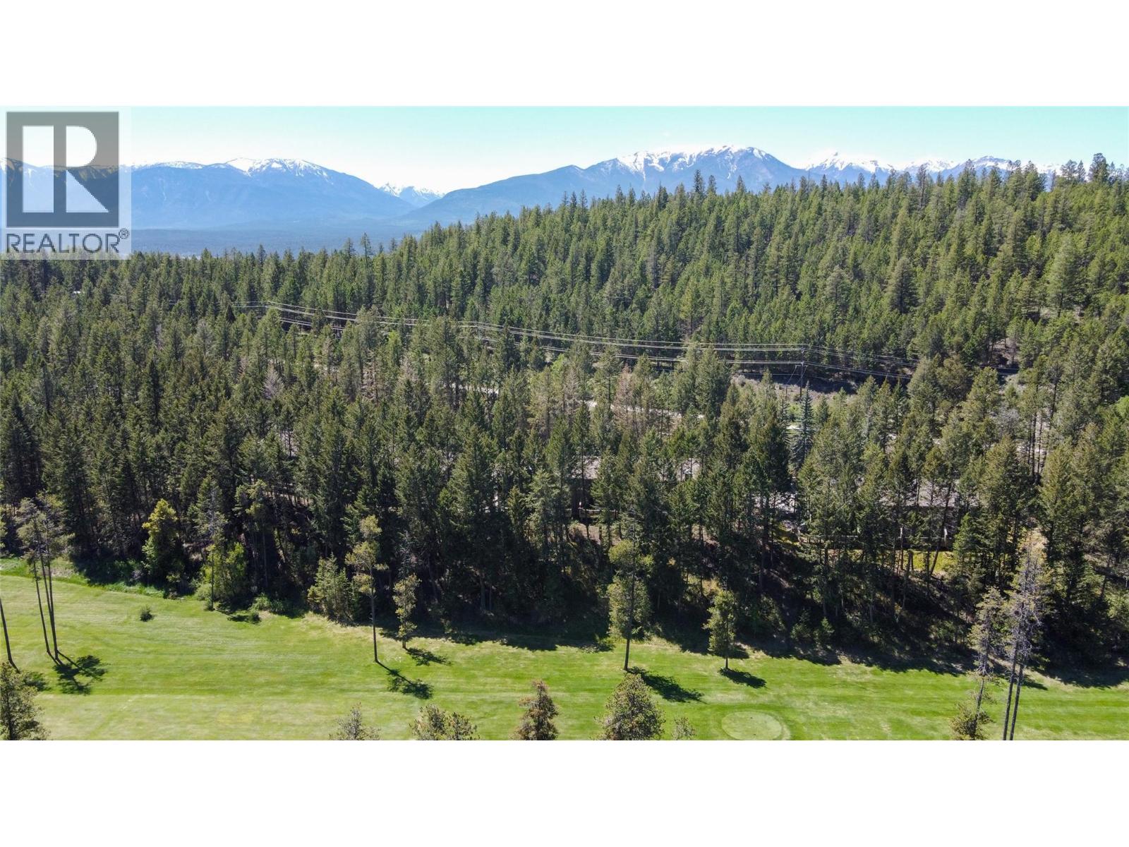 #7 7981 RADIUM GOLF COURSE Road - 41