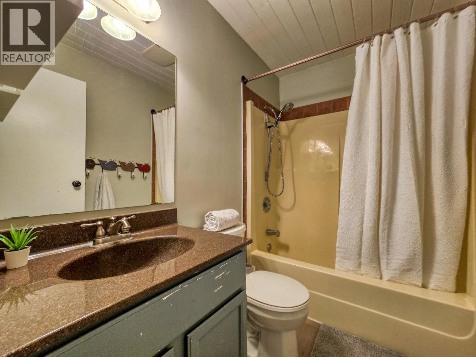 7981 RADIUM GOLF COURSE Road Unit# 7, Radium Hot Springs