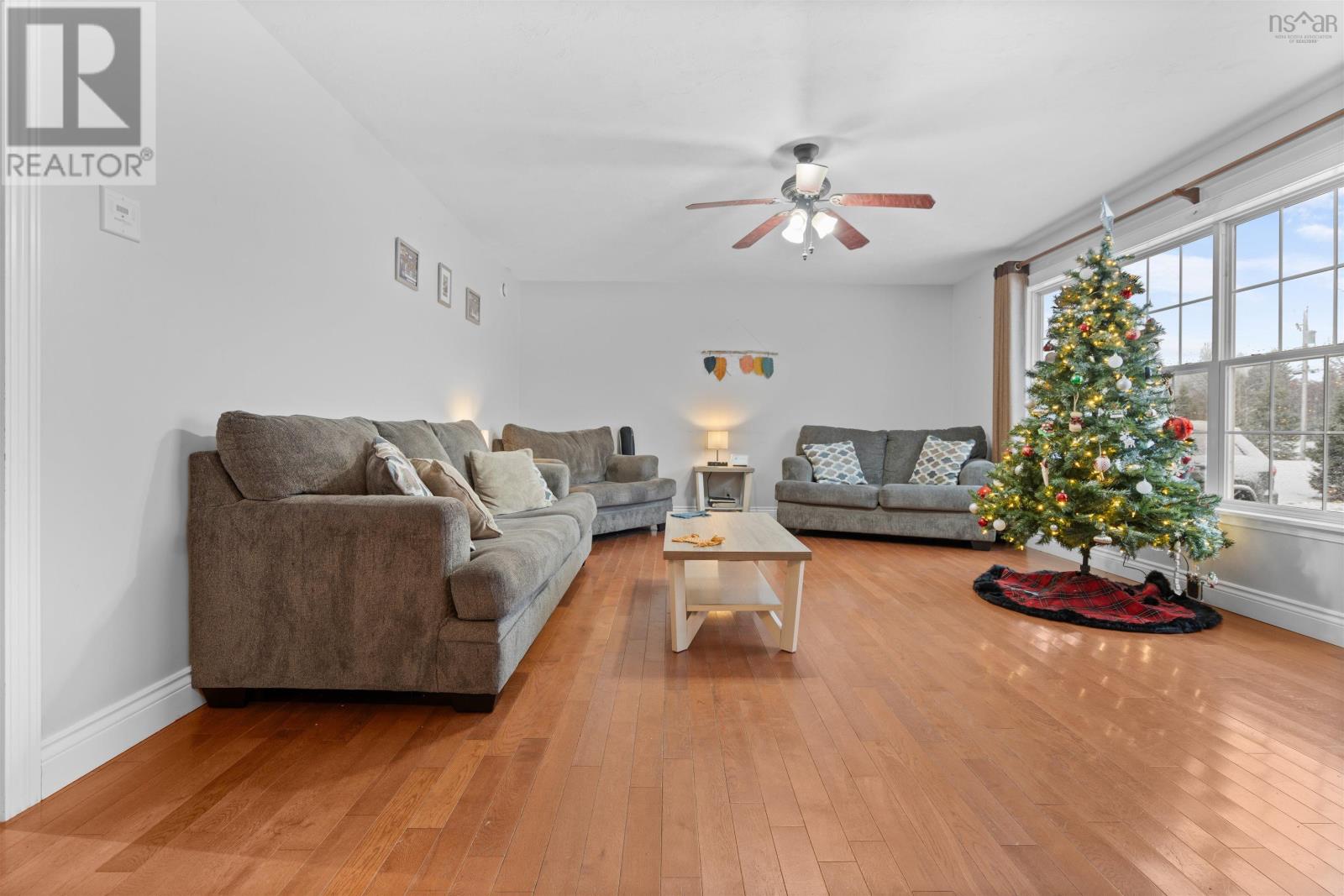 Property 12 of 49 of 95 Riverbend Drive