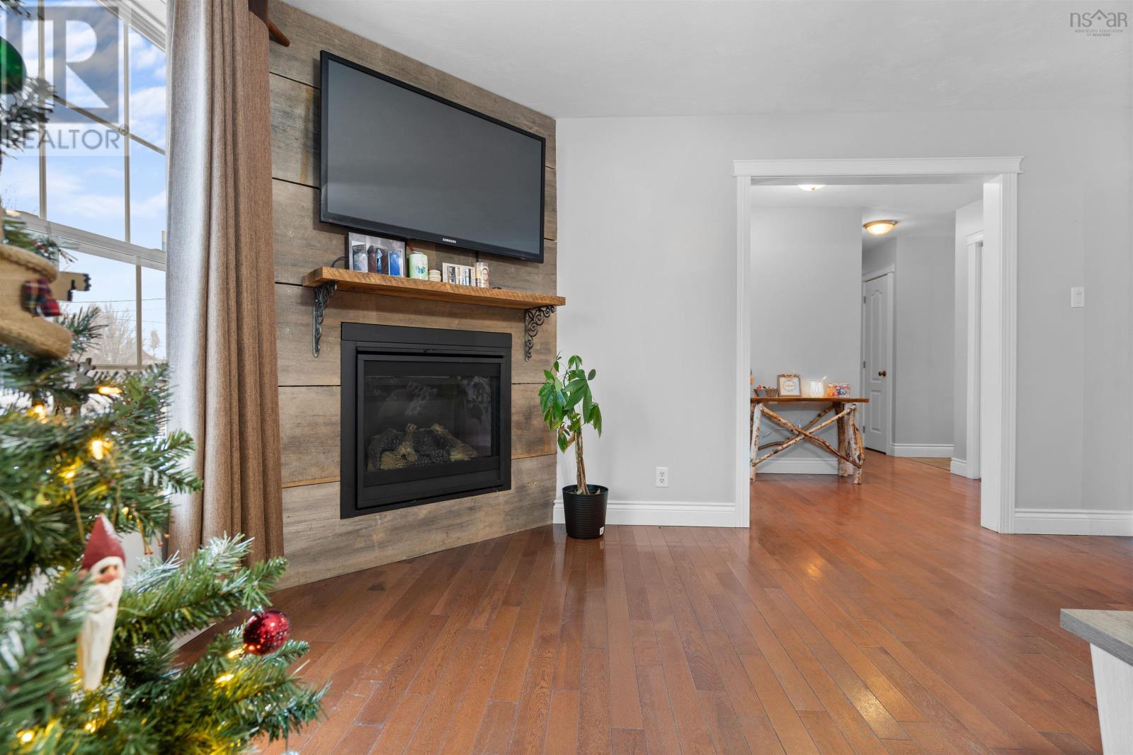 Property 17 of 49 of 95 Riverbend Drive