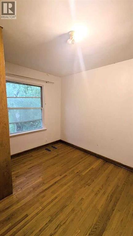 Single Family House Bungalow for Sale in   Avenue NW Capitol Hill Calgary 