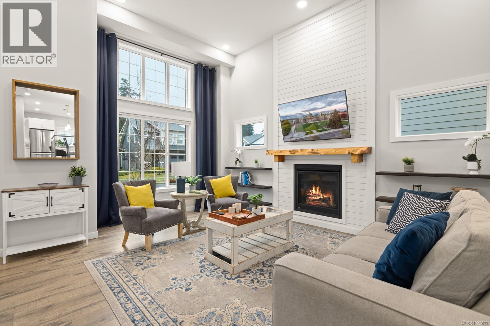 200 Caspian Dr, Colwood