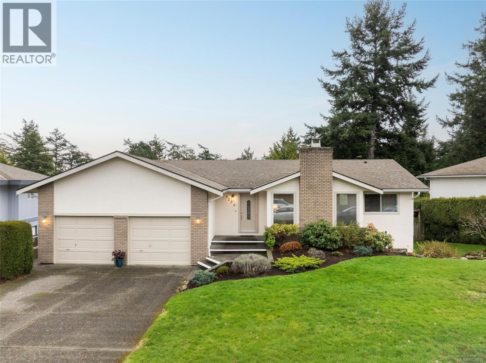  4209 Wakefield Place, Saanich