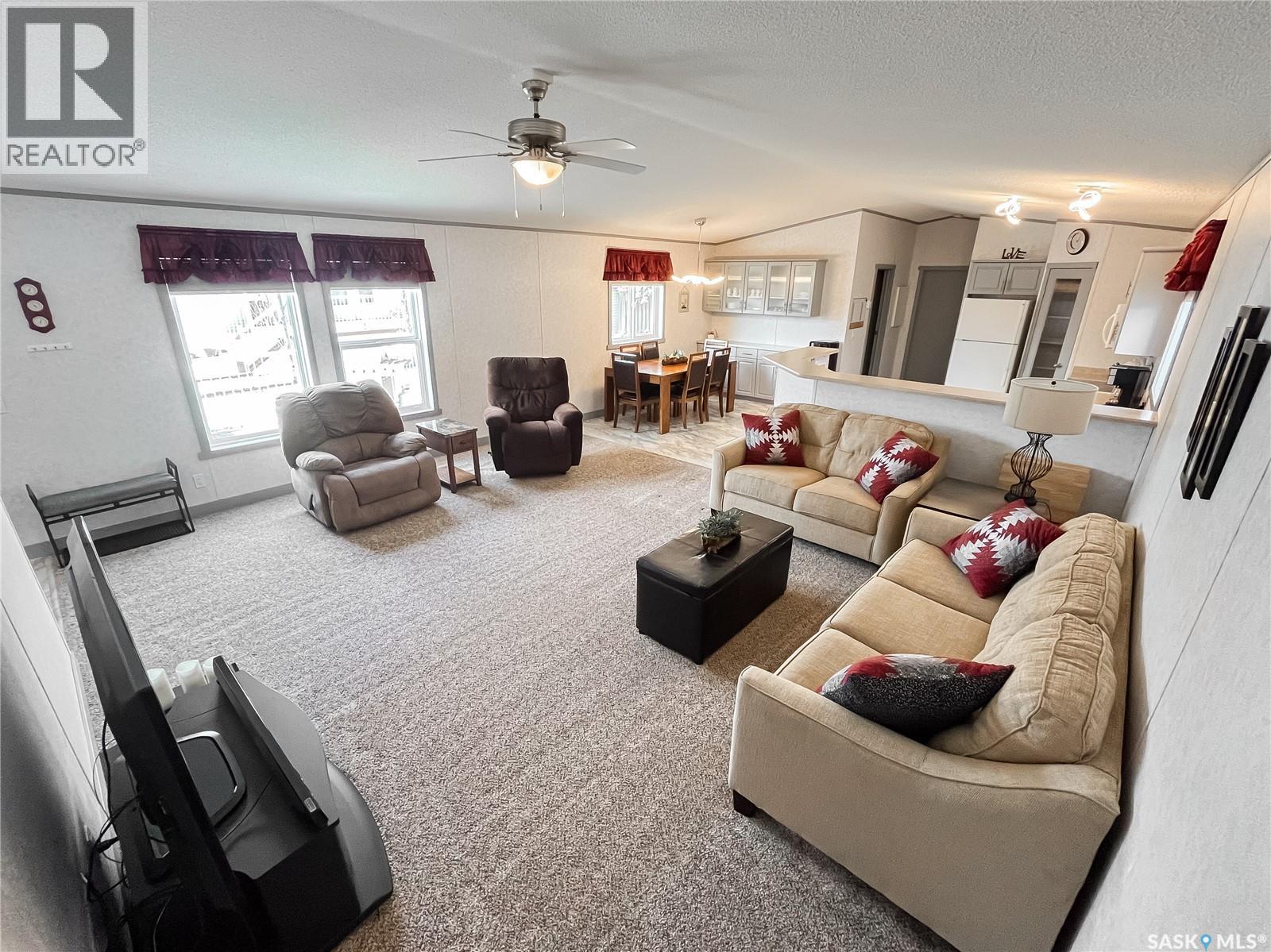 Single Family House Mobile Home for Sale in  Prairie Sun COURT Swift Current 