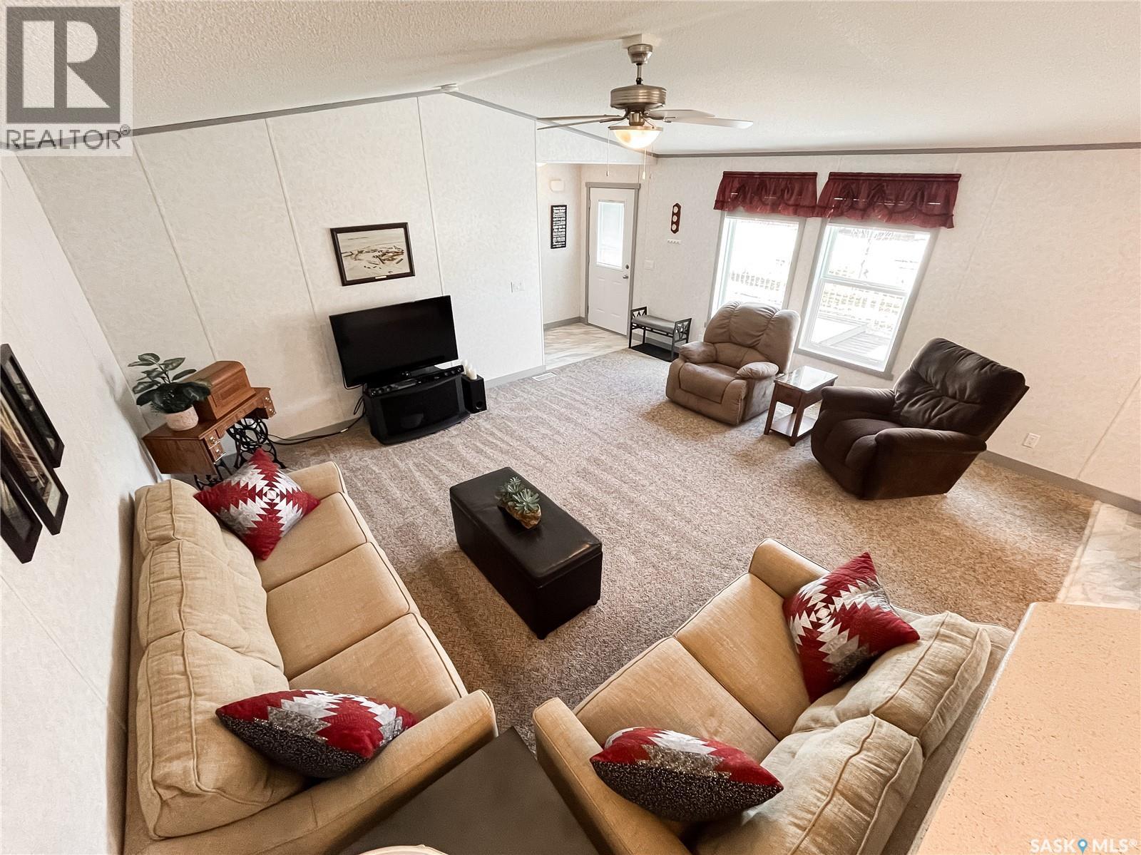 Single Family House Mobile Home for Sale in  Prairie Sun COURT Swift Current 