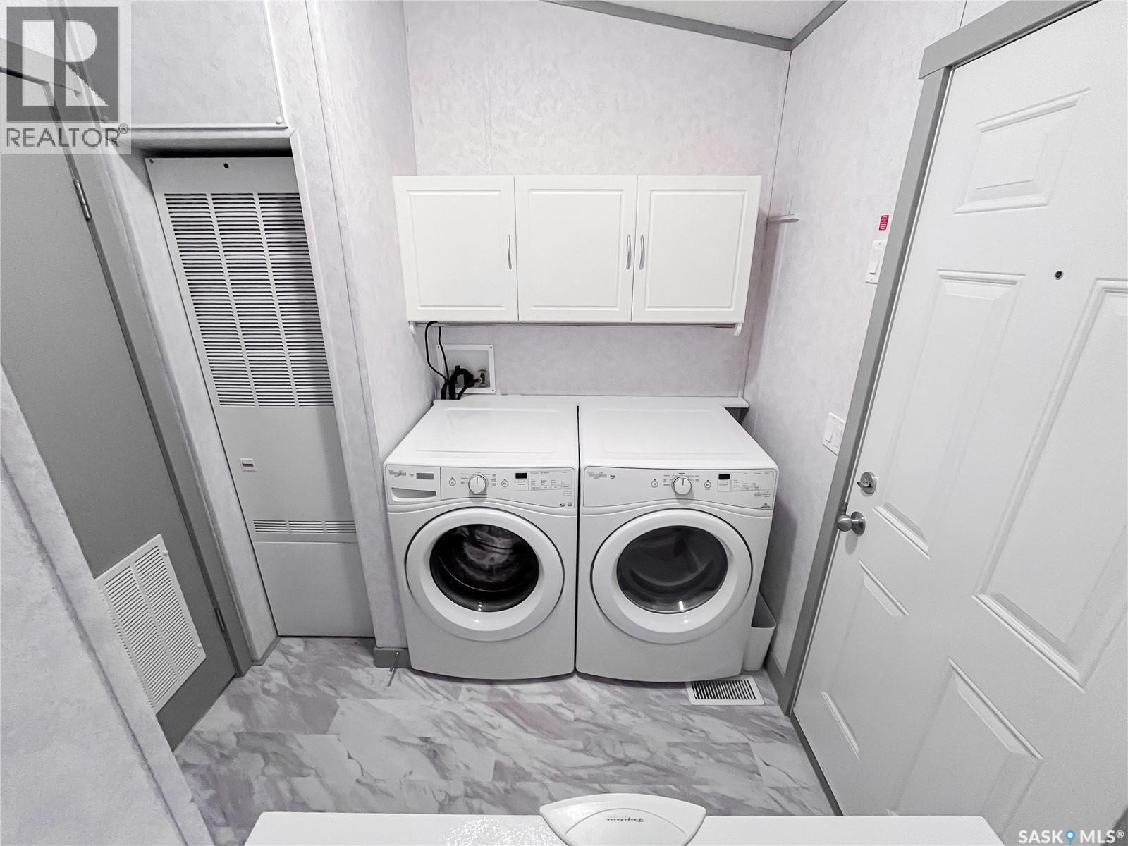 Single Family House Mobile Home for Sale in  Prairie Sun COURT Swift Current 