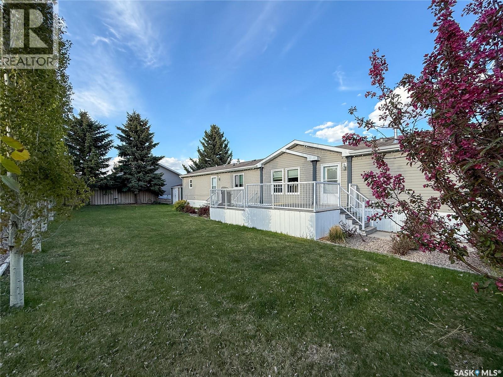 Single Family House Mobile Home for Sale in  Prairie Sun COURT Swift Current 