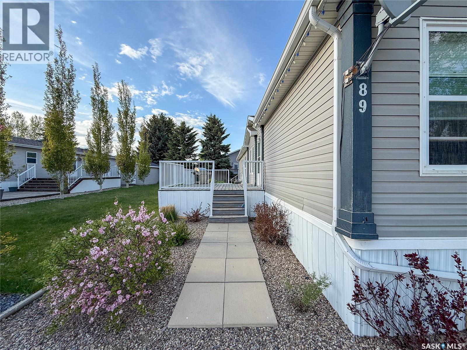 Single Family House Mobile Home for Sale in  Prairie Sun COURT Swift Current 