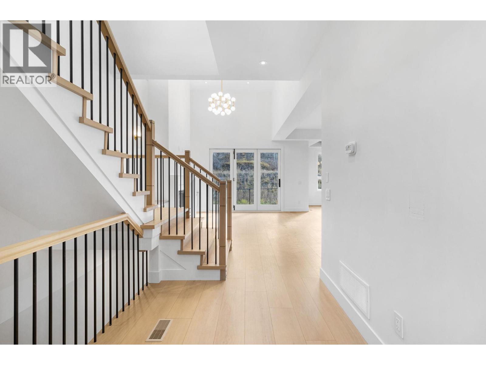  1012 Bull Crescent, Kelowna