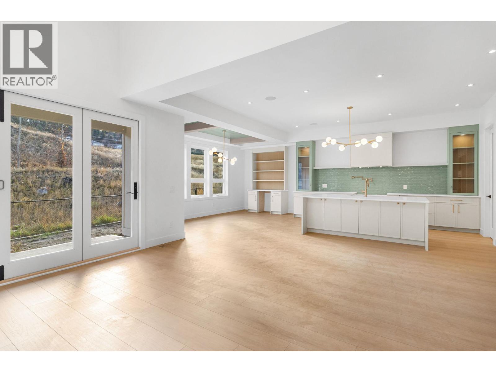  1012 Bull Crescent, Kelowna