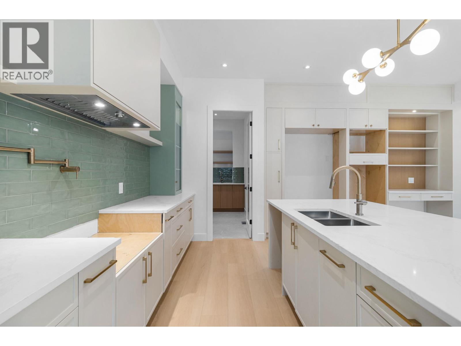  1012 Bull Crescent, Kelowna