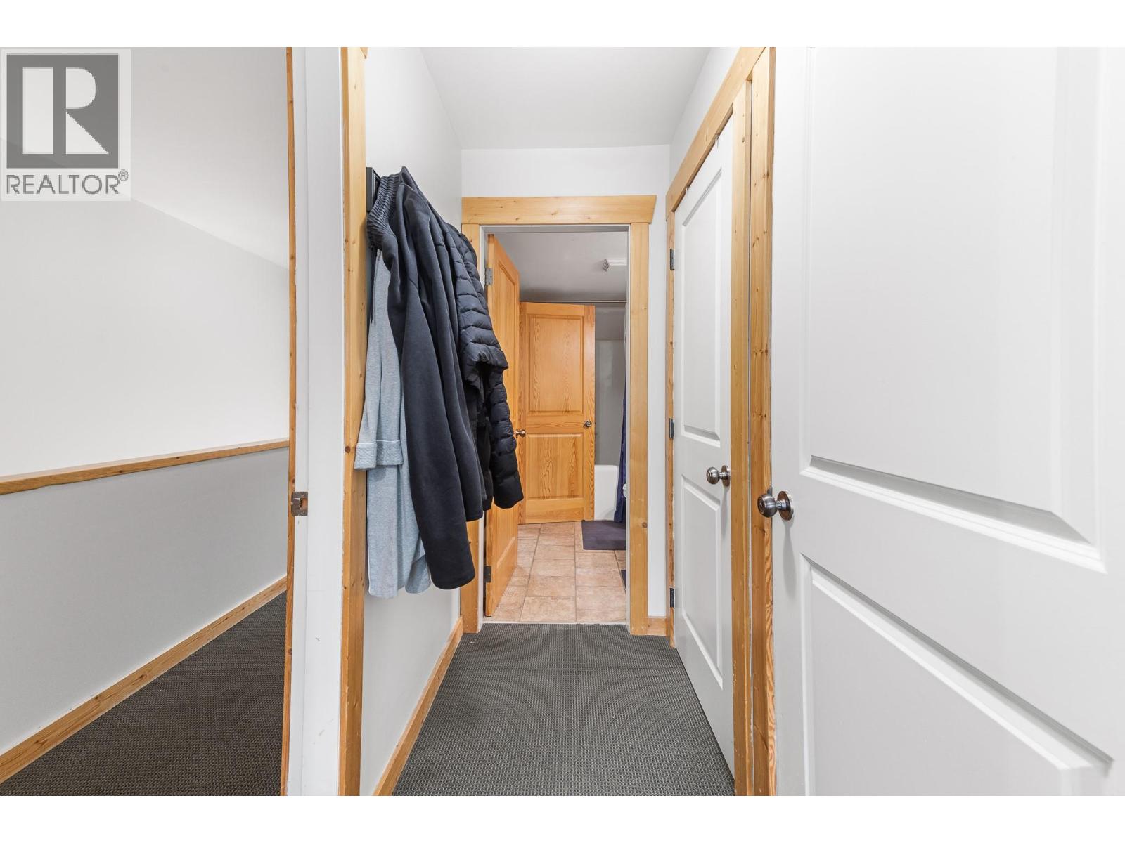 34 Rivermount Place Unit# 202B, Fernie