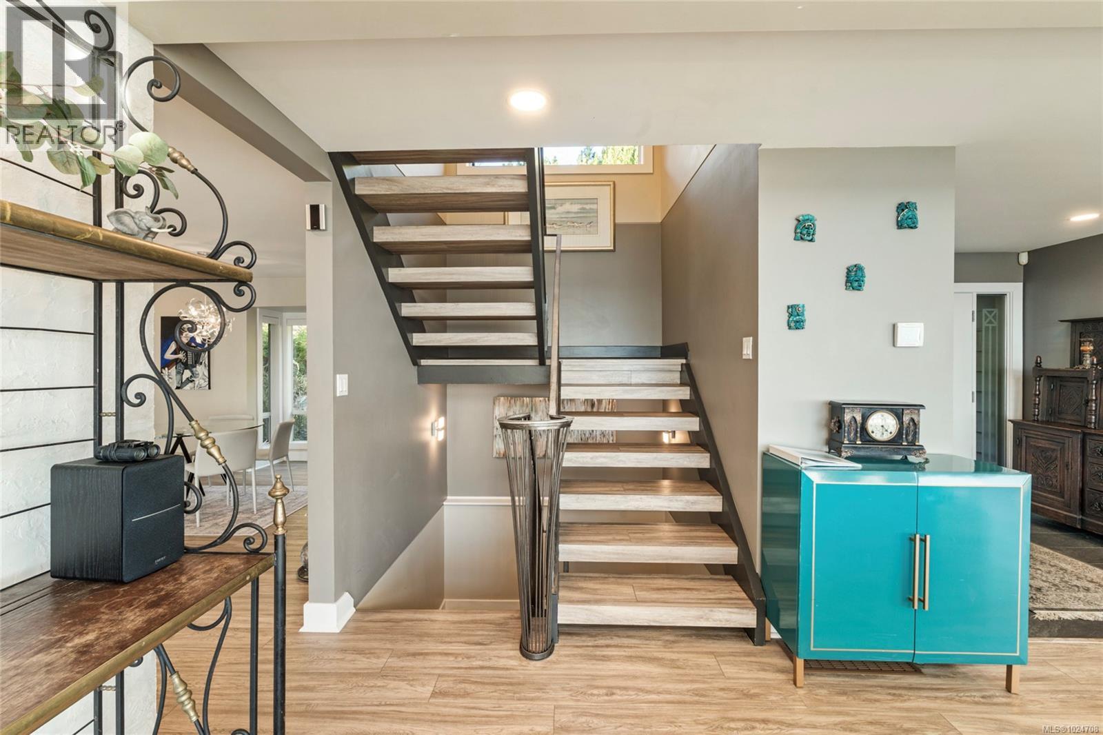  4325 Gordon Head Road, Saanich