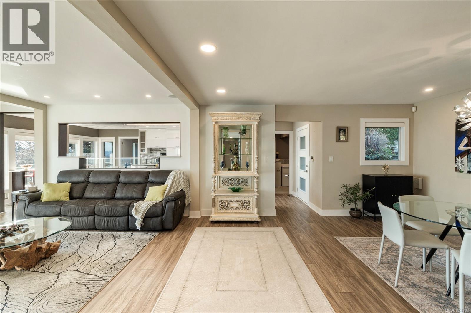  4325 Gordon Head Road, Saanich