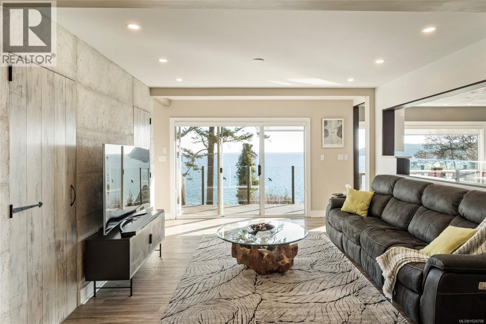  4325 Gordon Head Road, Saanich