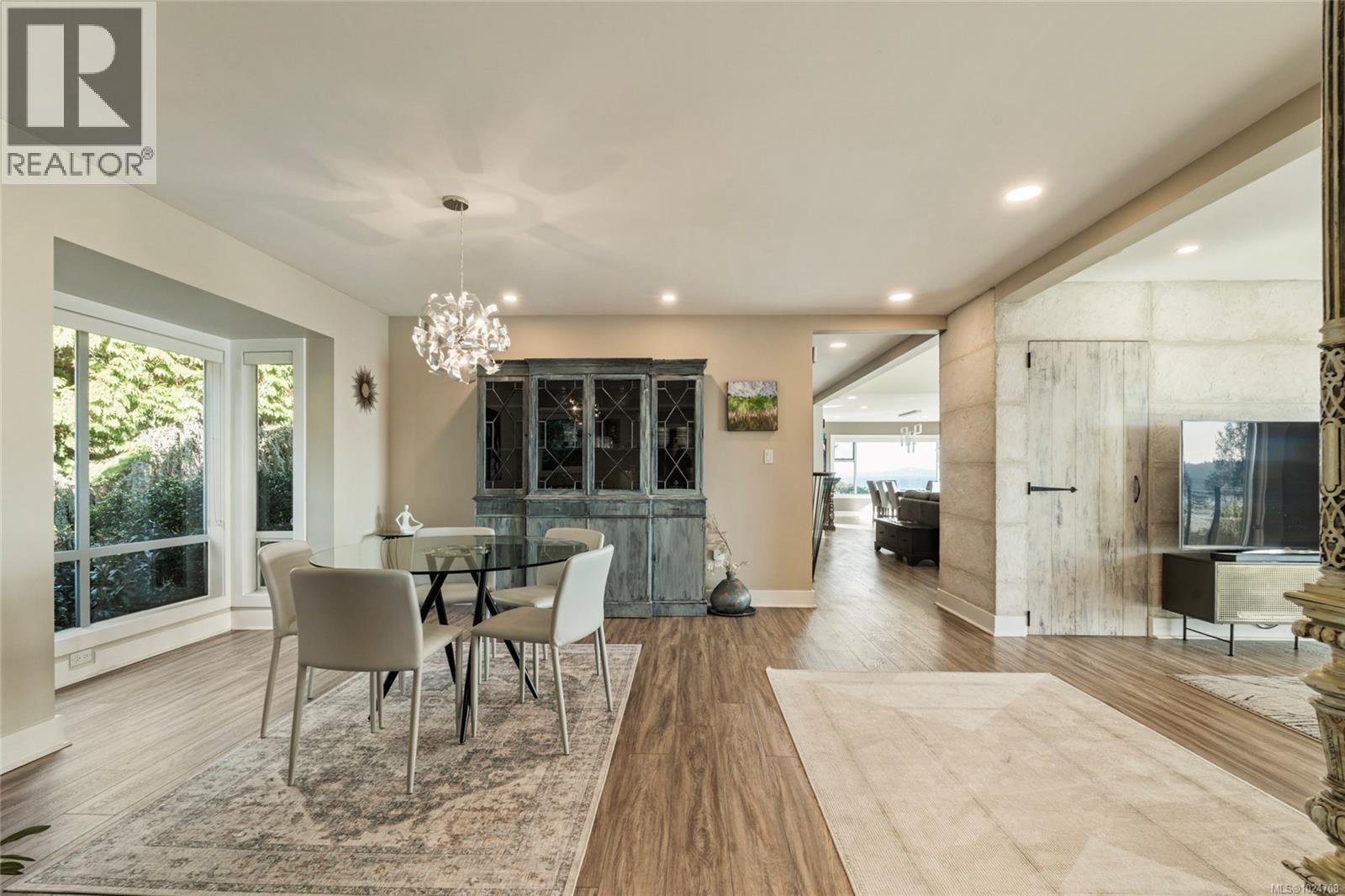  4325 Gordon Head Road, Saanich