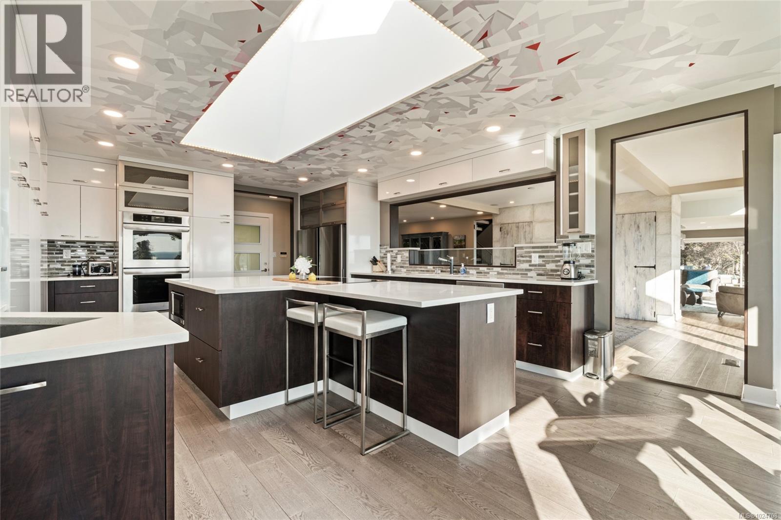  4325 Gordon Head Road, Saanich