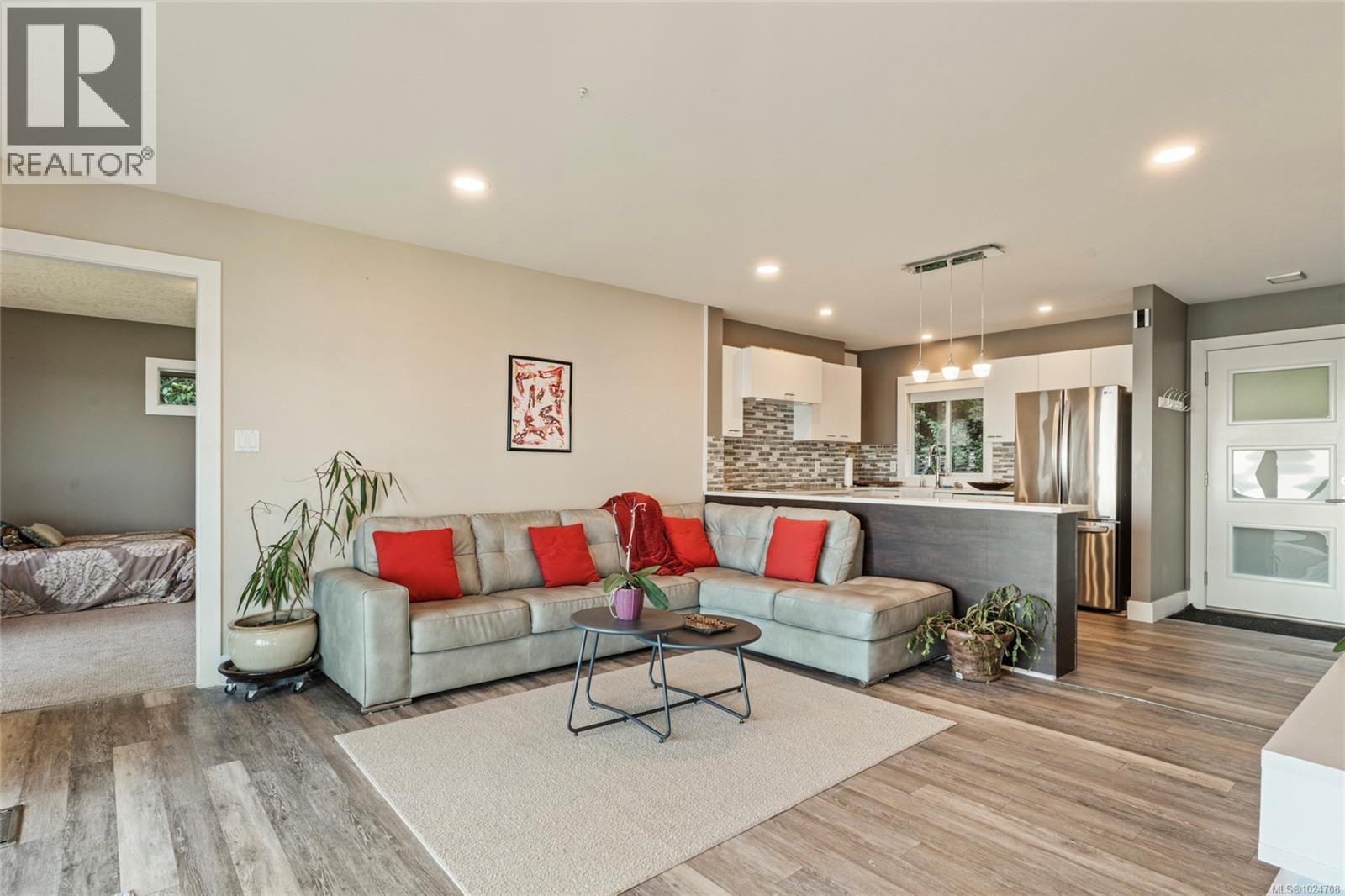  4325 Gordon Head Road, Saanich