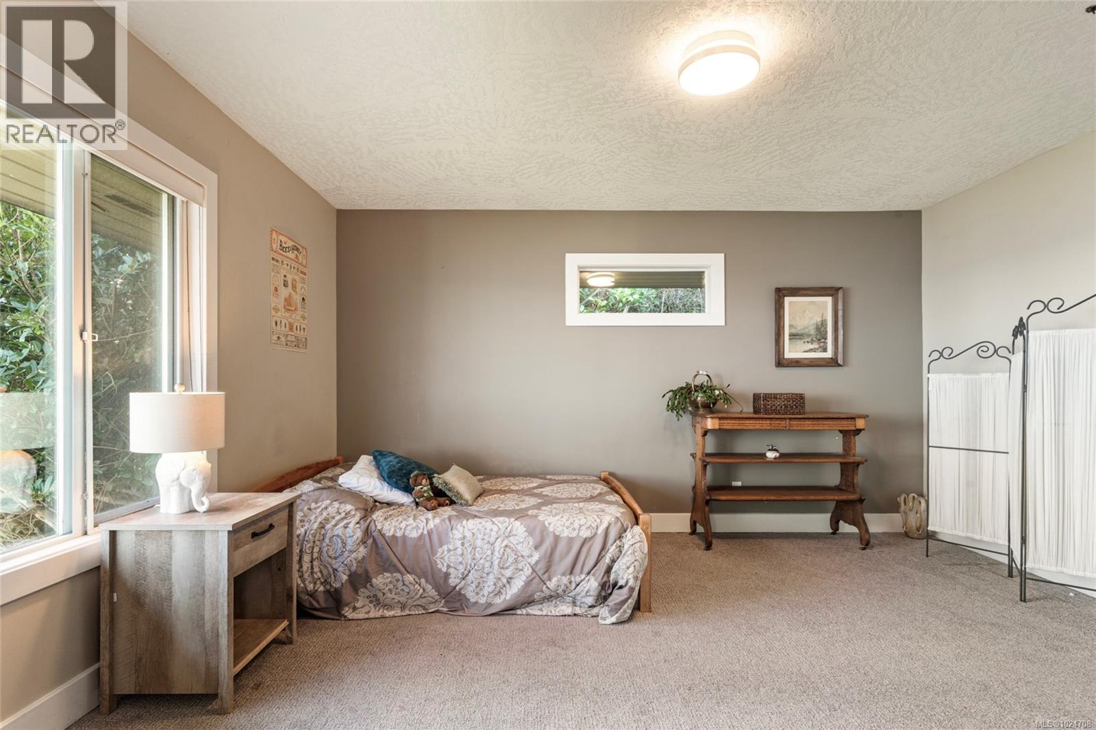  4325 Gordon Head Road, Saanich