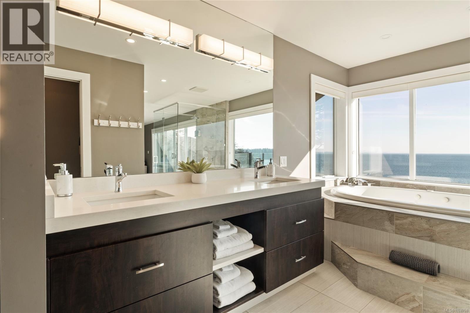  4325 Gordon Head Road, Saanich