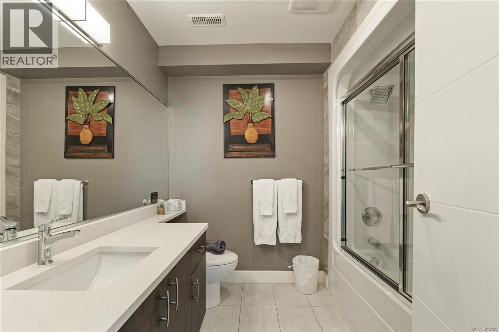  4325 Gordon Head Road, Saanich