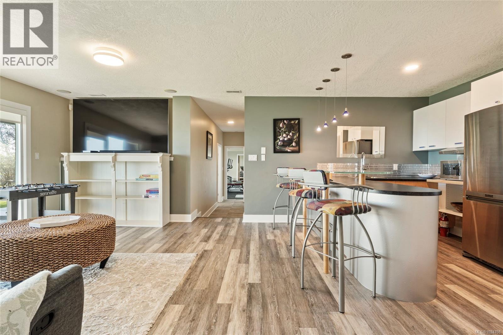  4325 Gordon Head Road, Saanich