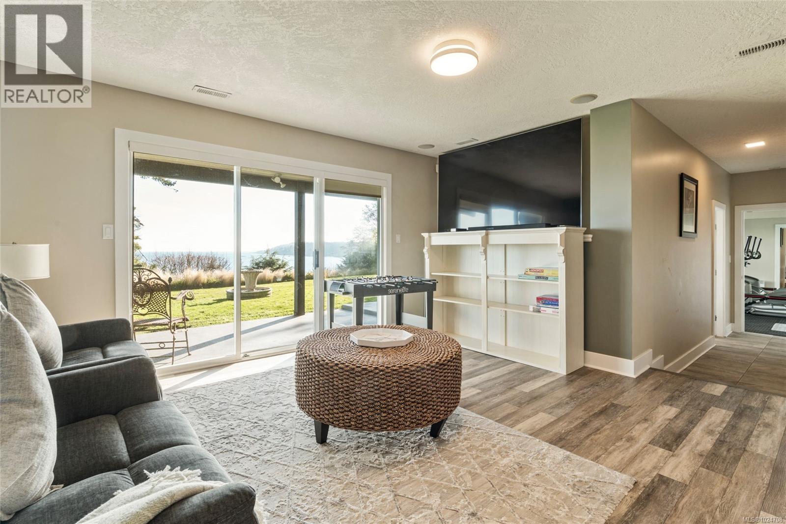 4325 Gordon Head Rd - 40