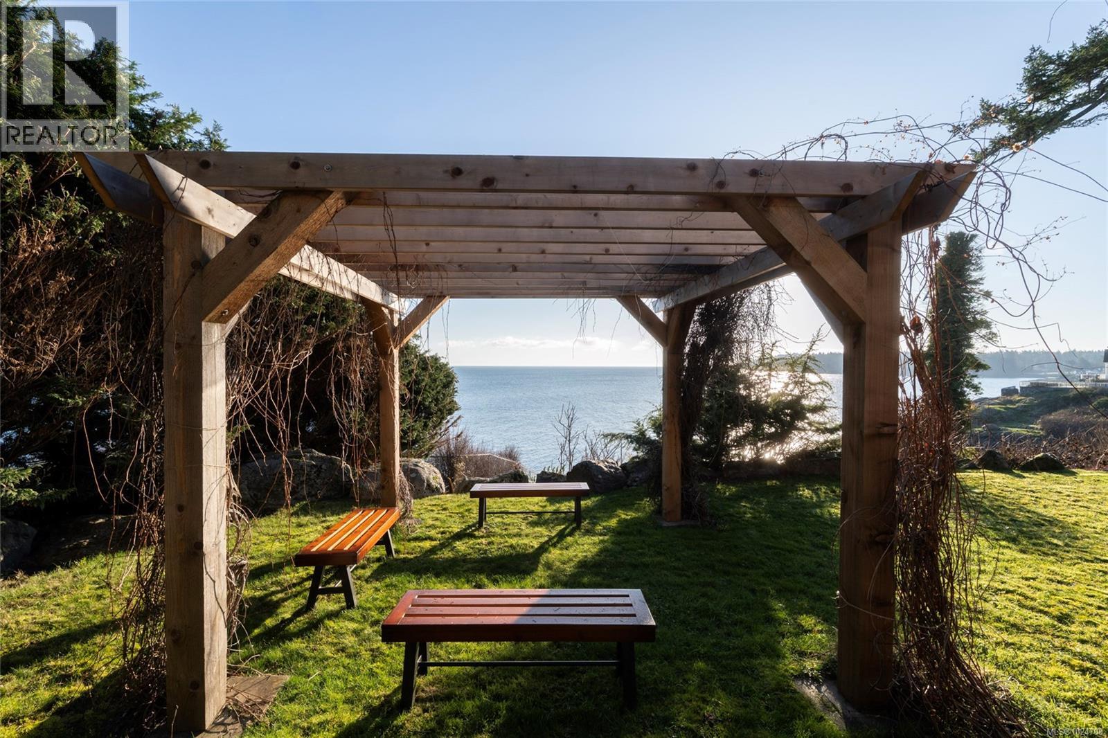  4325 Gordon Head Road, Saanich