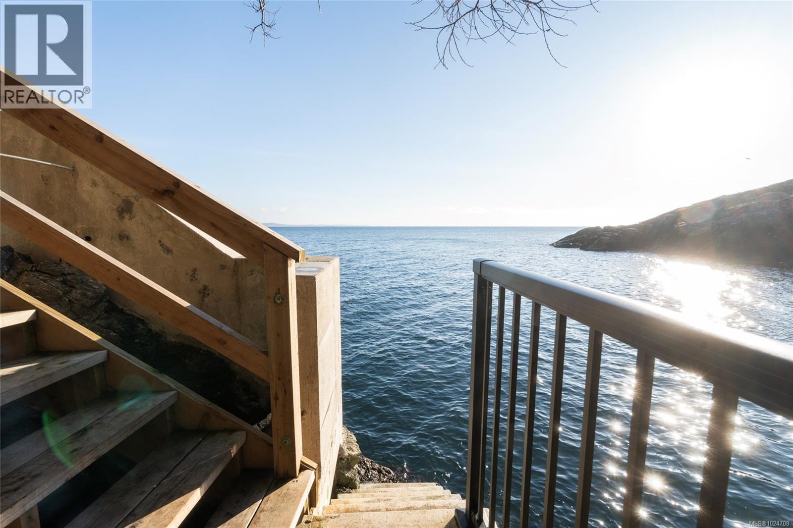  4325 Gordon Head Road, Saanich