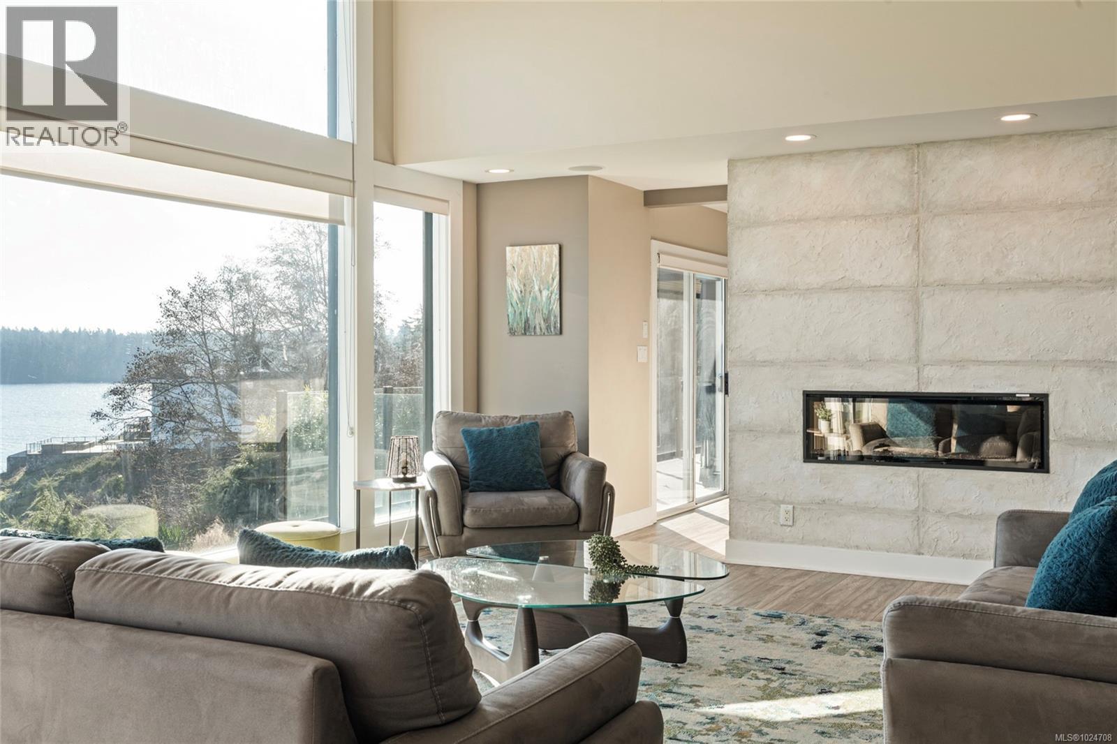 4325 Gordon Head Rd - 6