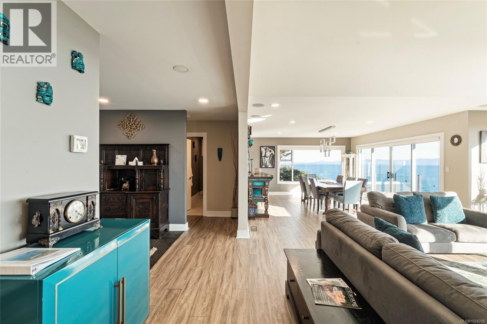  4325 Gordon Head Road, Saanich