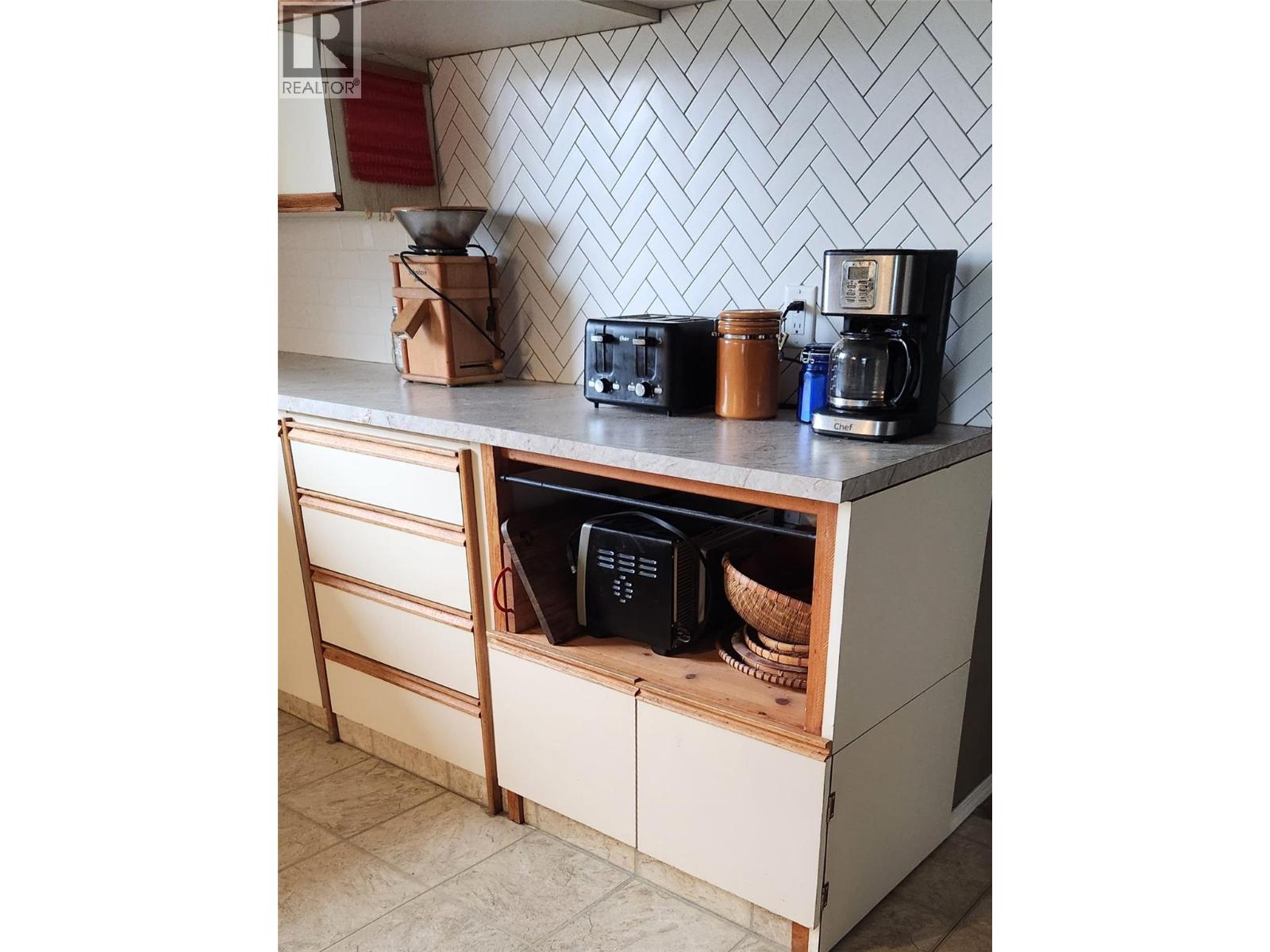 700 Bass Avenue, Enderby