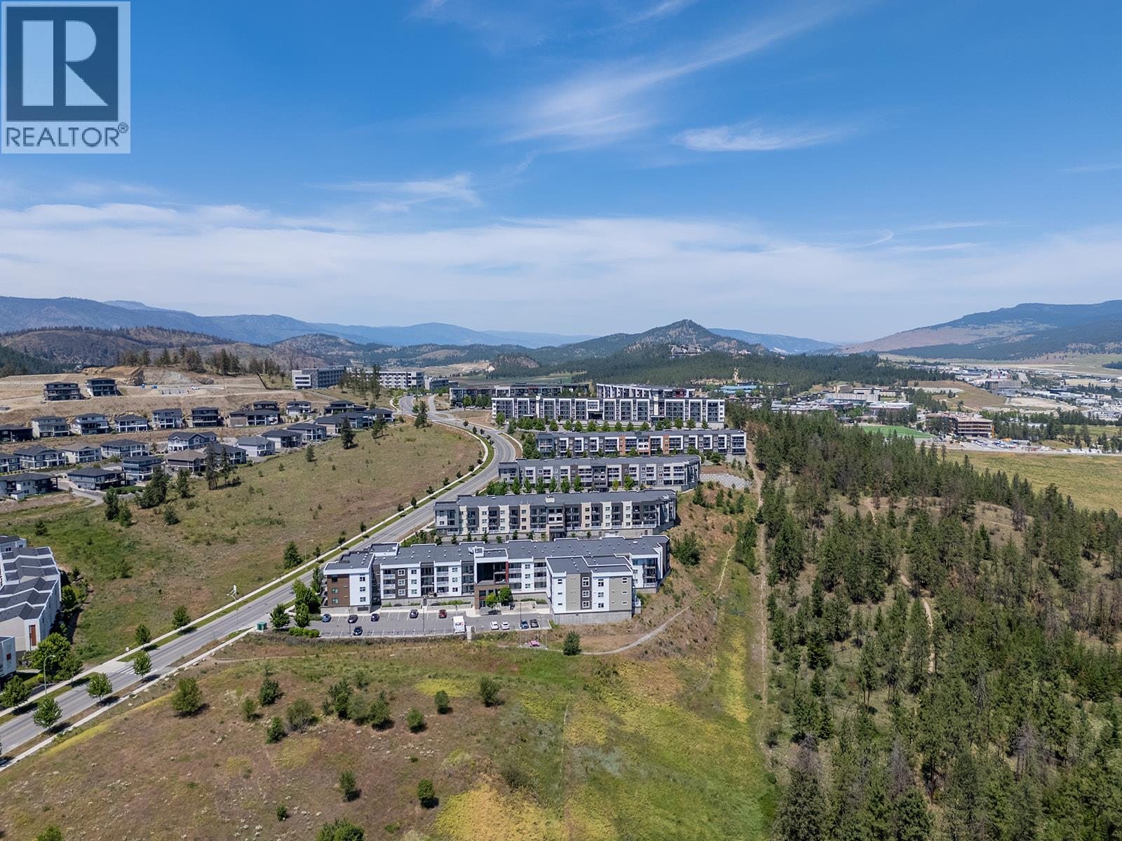 203 625 Academy Way, Kelowna