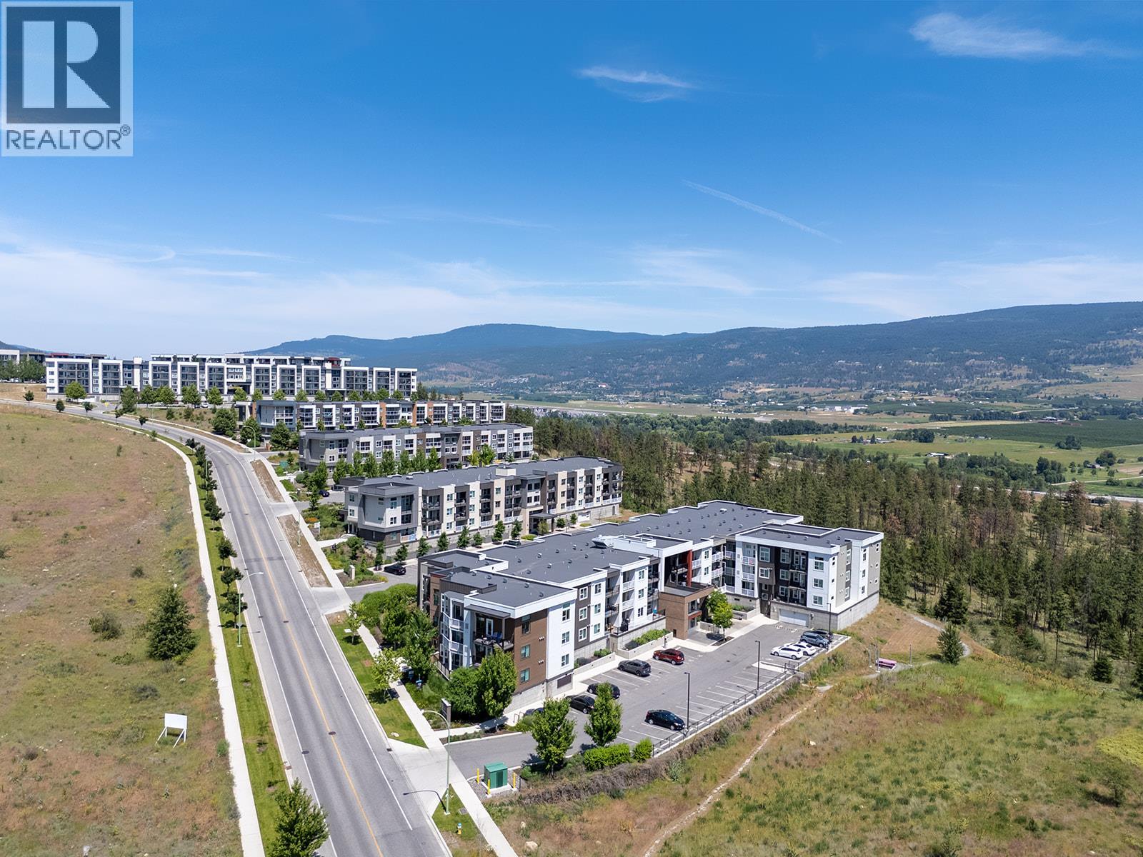 203 625 Academy Way, Kelowna