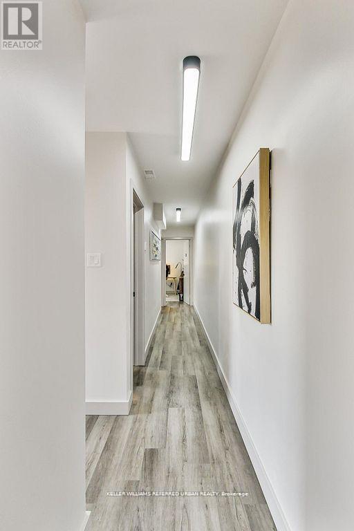 205 BATHURST STREET - 21