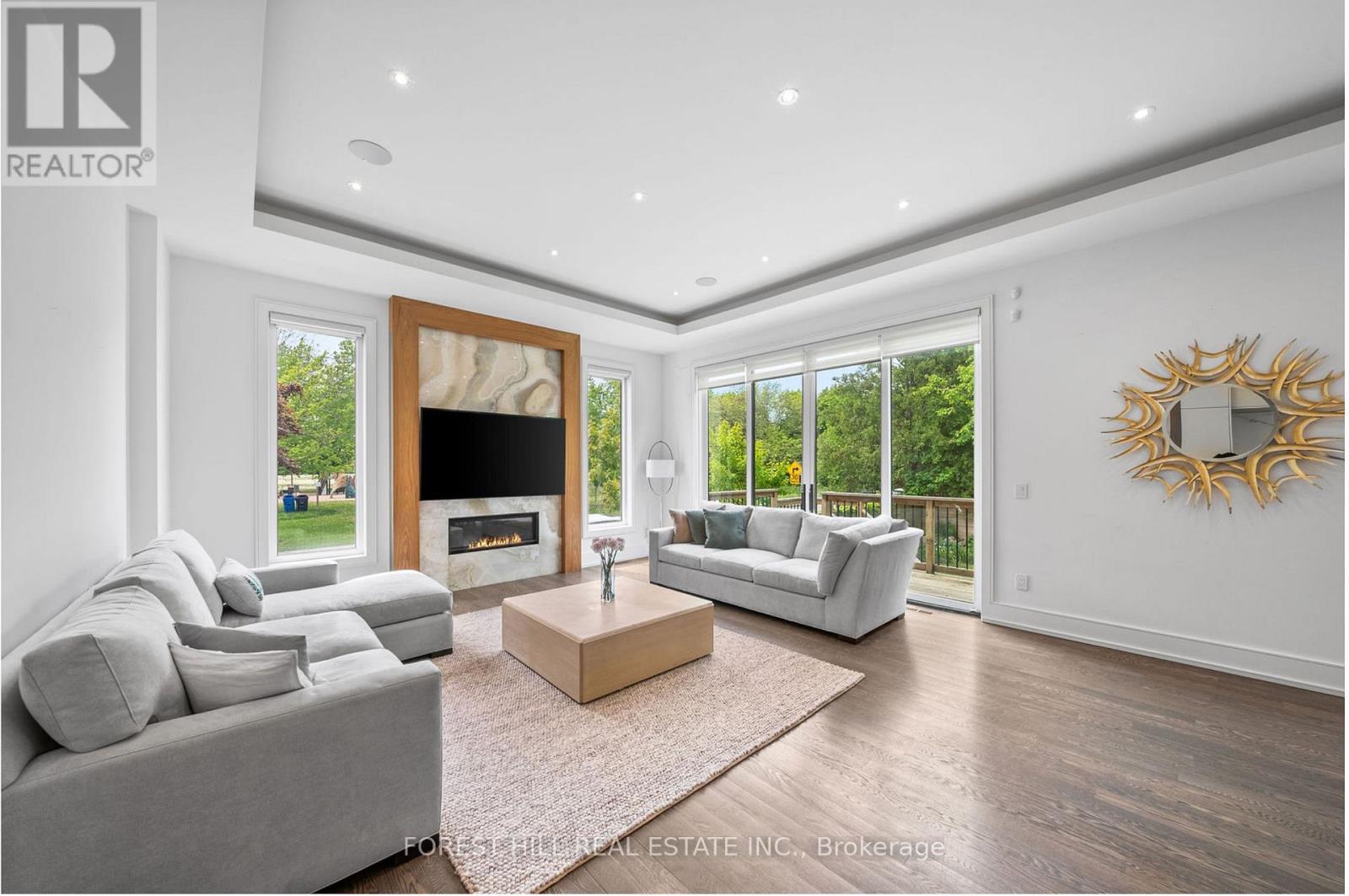 416 PATRICIA AVENUE - 24