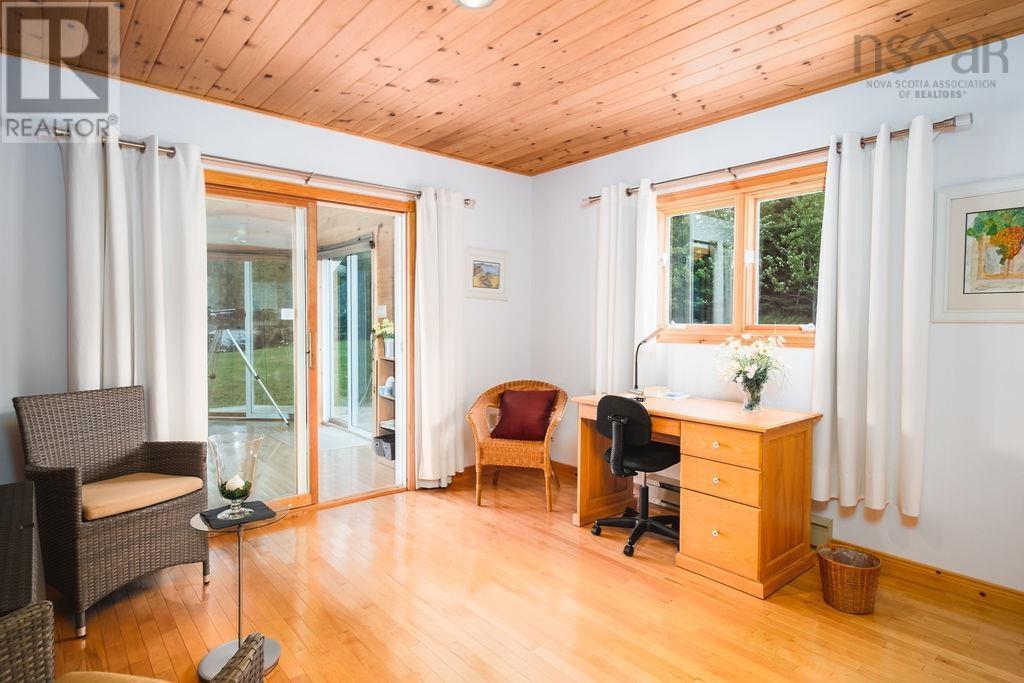 Property 27 of 49 of 364 6012 Road