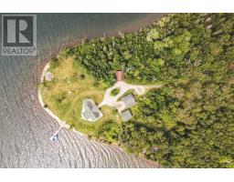 4pc Ensuite bath - 364 6012 Road, Marble Mountain, NS B0E3K0 Photo 6