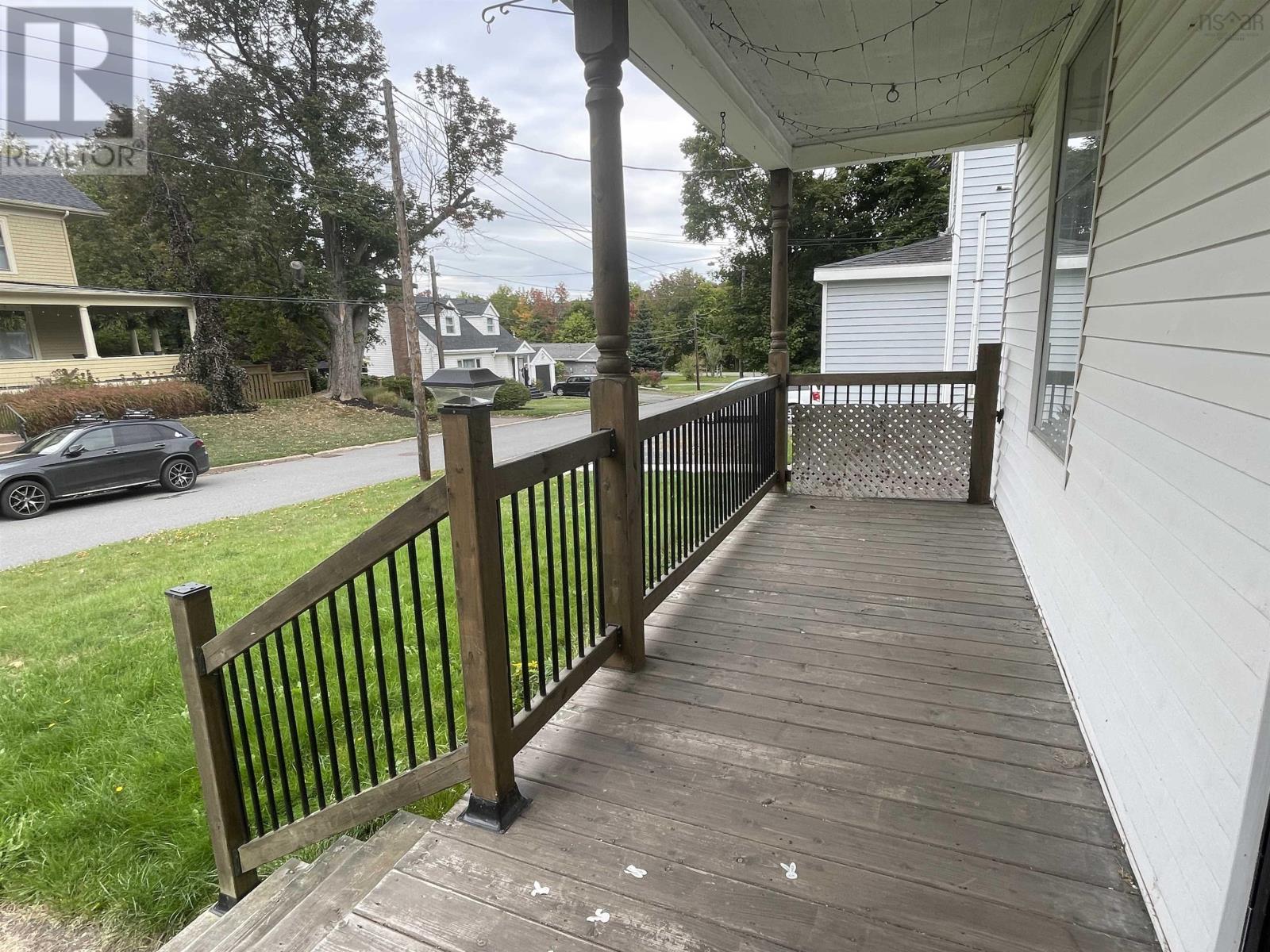 Property 37 of 48 of 42 Bell Street