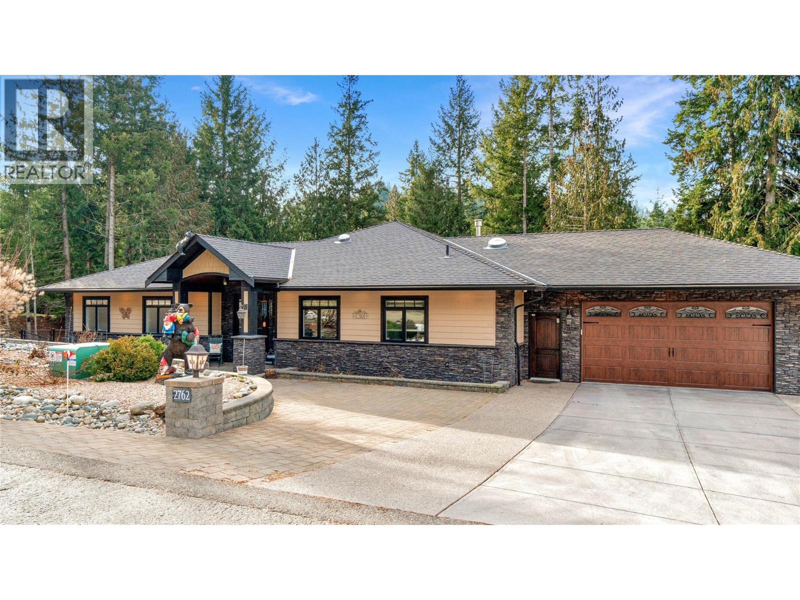  2762 Glenview Road, Blind Bay