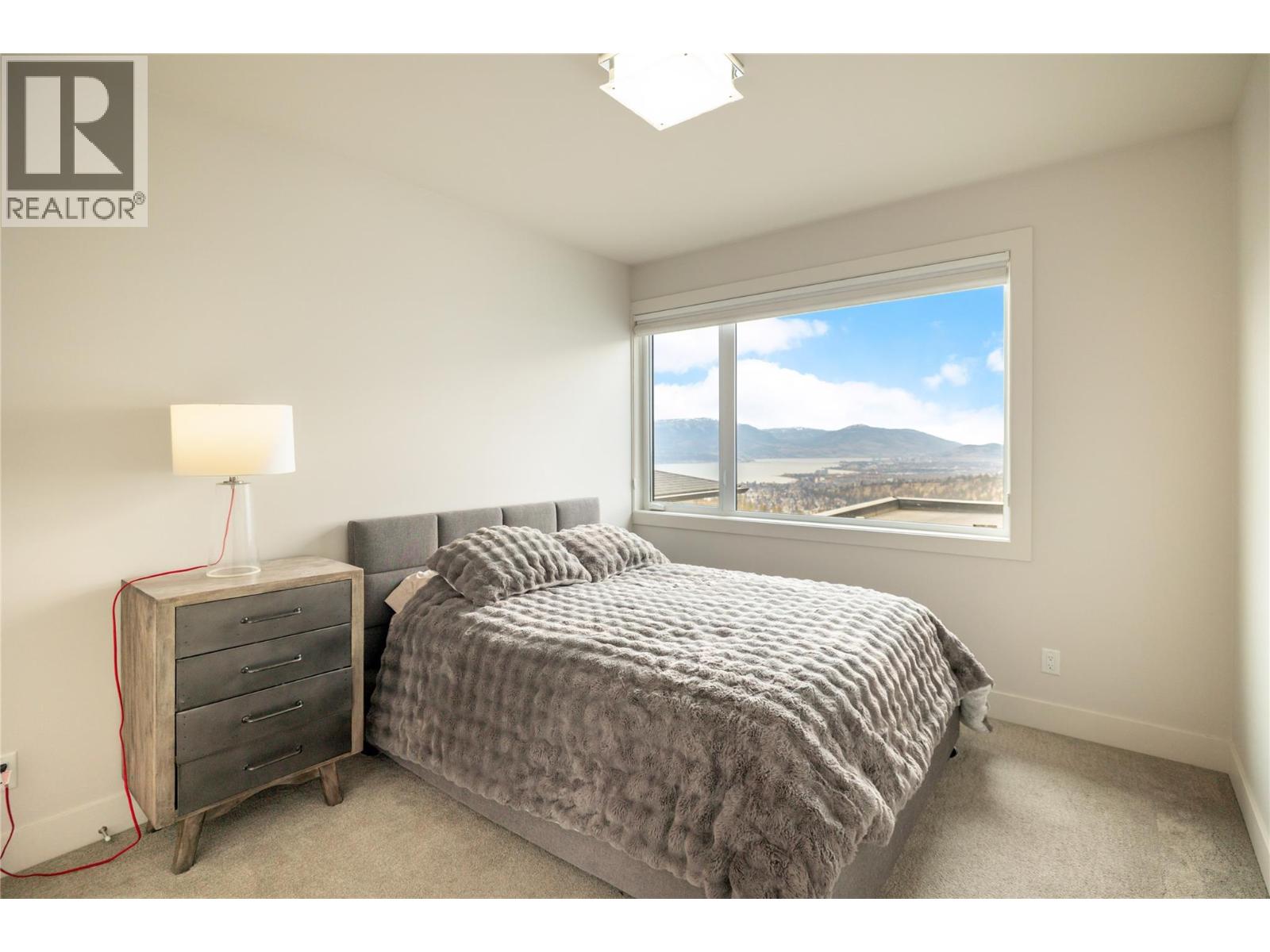  1130 Ledgeview Court, Kelowna