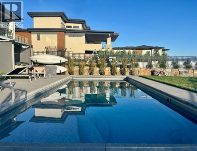  1130 Ledgeview Court, Kelowna