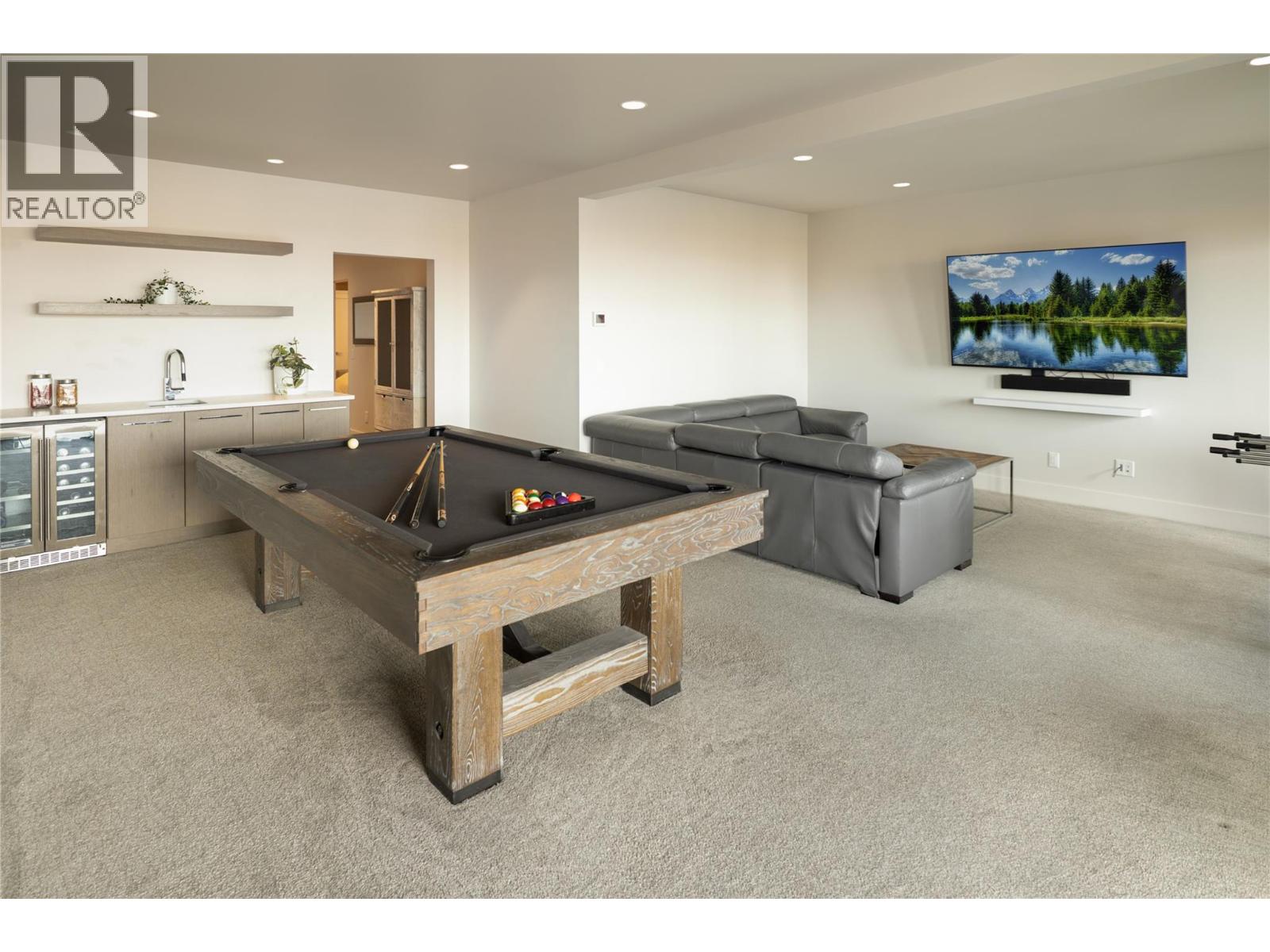  1130 Ledgeview Court, Kelowna