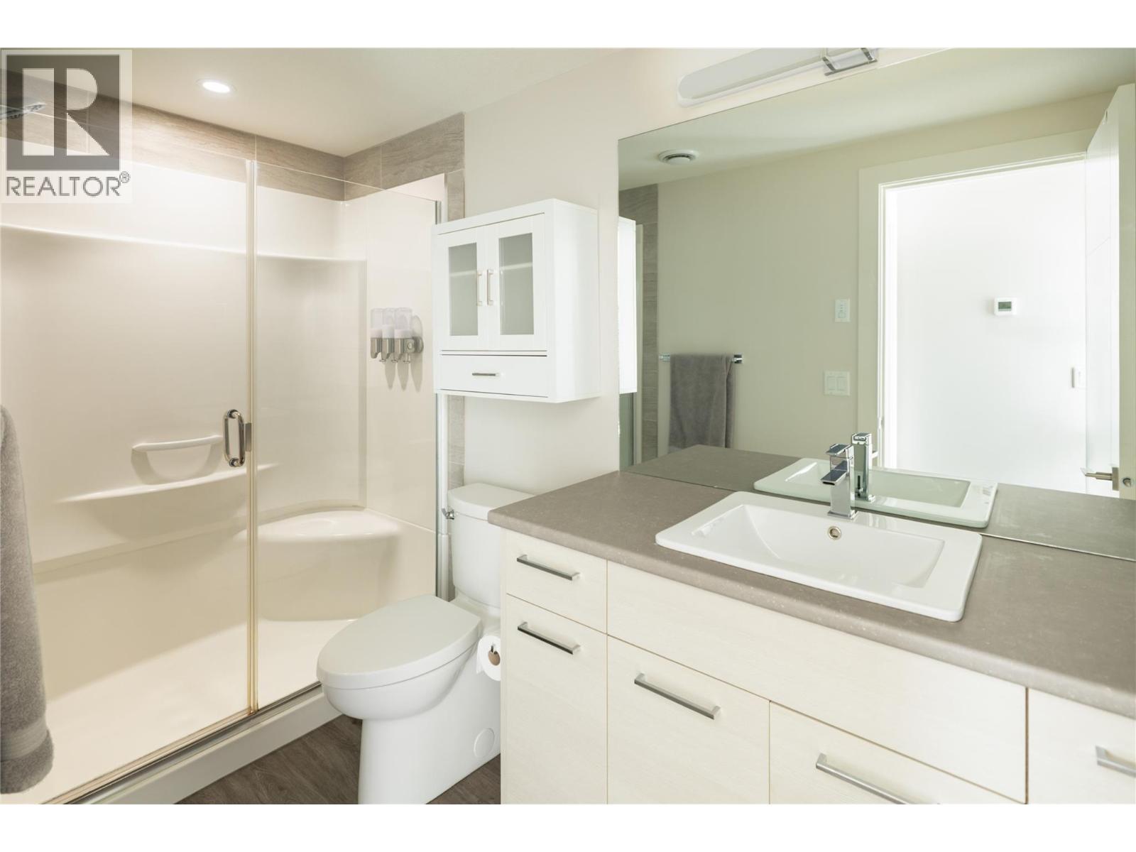  1130 Ledgeview Court, Kelowna